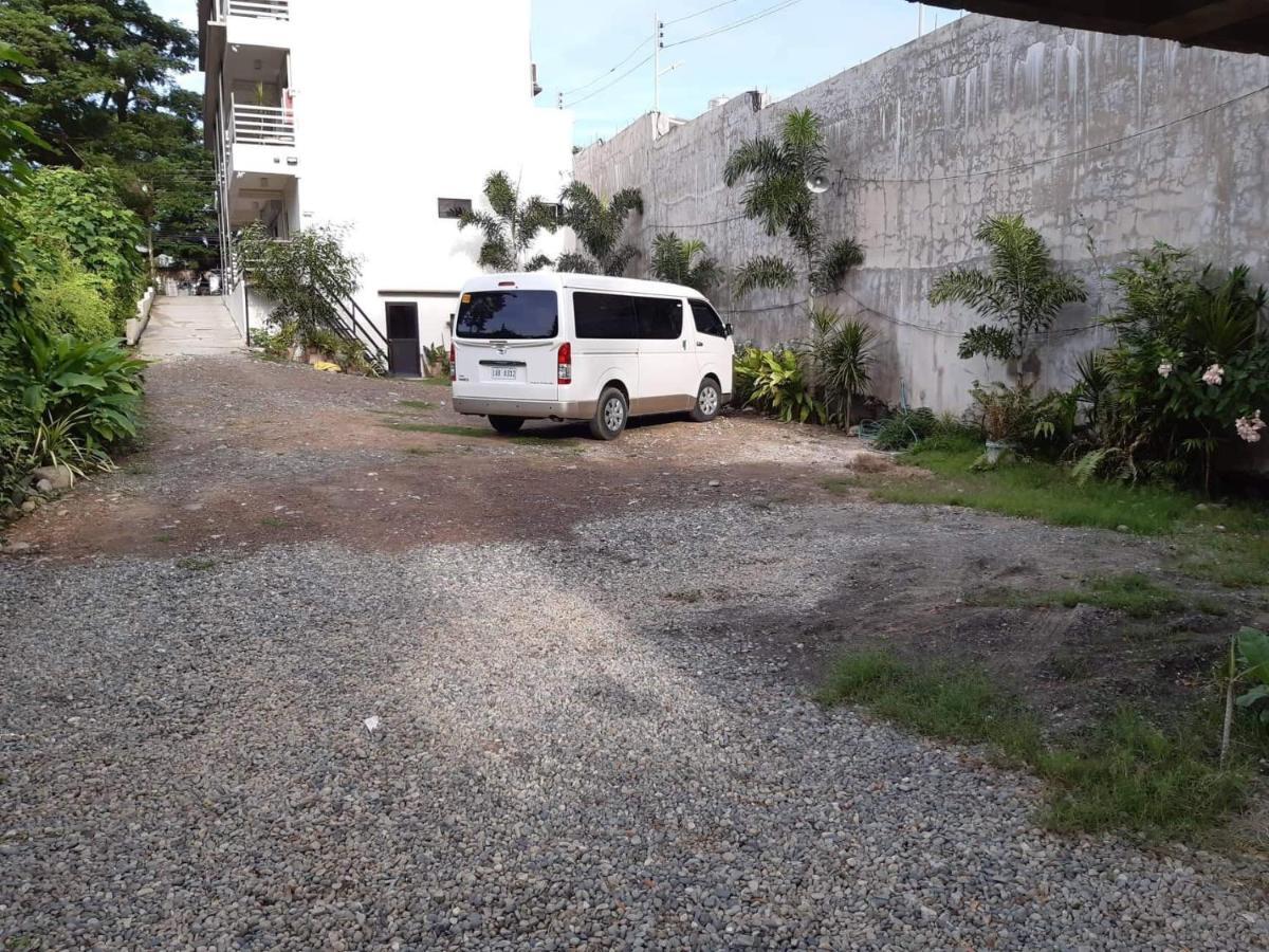 Reddoorz El Senor Jesus Apartelle Vigan Ilocos Hotel Exterior photo